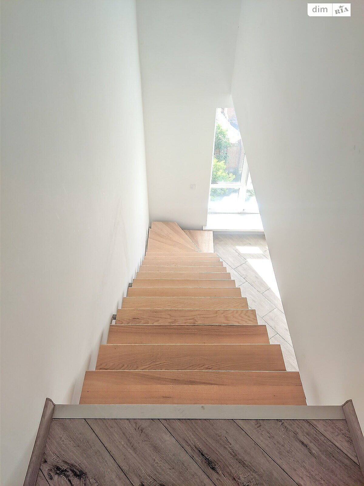 двухкомнатная квартира в Полтаве, район Центр, на ул. Украинской Повстанской Армии 36А в аренду на долгий срок помесячно фото 1 двухкомнатная квартира в Полтаве, район Центр, на ул. Украинской Повстанской Армии 36А в аренду на долгий срок помесячно фото 1