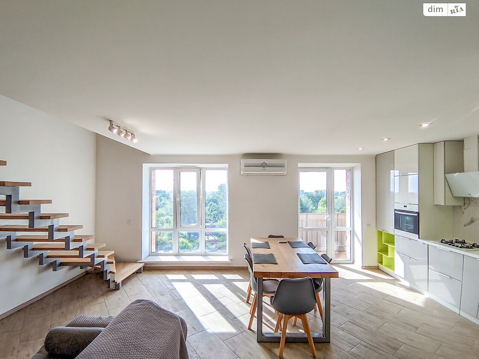 двухкомнатная квартира в Полтаве, район Центр, на ул. Украинской Повстанской Армии 36А в аренду на долгий срок помесячно фото 1 двухкомнатная квартира в Полтаве, район Центр, на ул. Украинской Повстанской Армии 36А в аренду на долгий срок помесячно фото 1