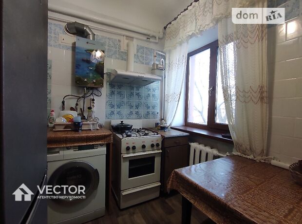 двухкомнатная квартира с мебелью в Полтаве, район Центр, на ул. Зеньковская в аренду на долгий срок помесячно фото 1 двухкомнатная квартира с мебелью в Полтаве, район Центр, на ул. Зеньковская в аренду на долгий срок помесячно фото 1