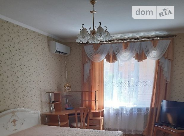 однокомнатная квартира с мебелью в Полтаве, район Центр, в аренду на долгий срок помесячно фото 1 однокомнатная квартира с мебелью в Полтаве, район Центр, в аренду на долгий срок помесячно фото 1