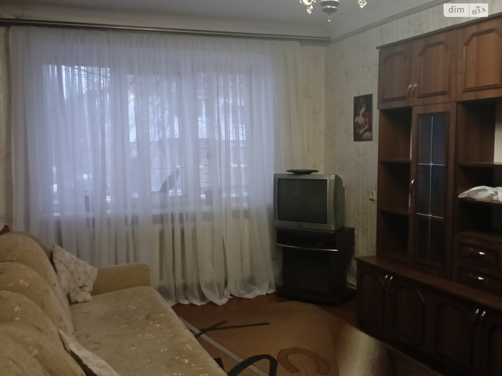 трикімнатна квартира в Розсошенці, на вул. Кременчуцька 8 в довготривалу оренду помісячно фото 1 трикімнатна квартира в Розсошенці, на вул. Кременчуцька 8 в довготривалу оренду помісячно фото 1
