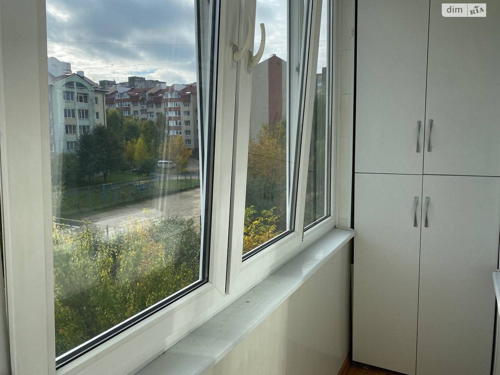 двухкомнатная квартира в Ровно, район 12-школа, на ул. Буковинская 18 в аренду на долгий срок помесячно фото 1