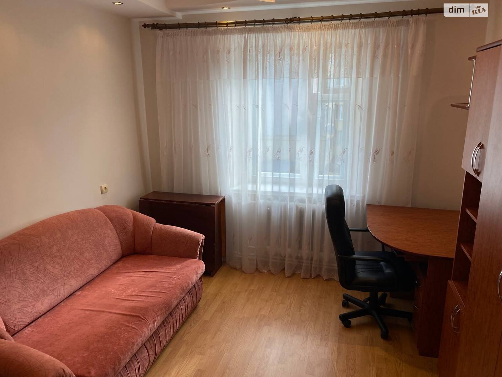 двухкомнатная квартира в Ровно, район 12-школа, на ул. Буковинская 18 в аренду на долгий срок помесячно фото 1