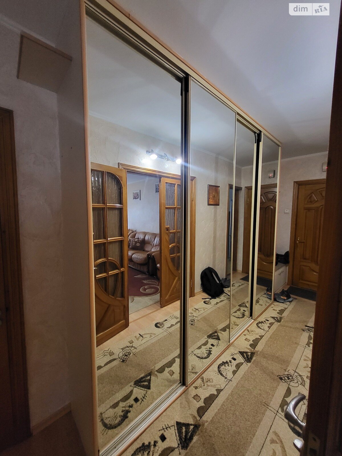 п`ятикімнатна квартира в Рівному, район 12-школа, на вул. Буковинська 18, кв. 1 в довготривалу оренду помісячно фото 1 п`ятикімнатна квартира в Рівному, район 12-школа, на вул. Буковинська 18, кв. 1 в довготривалу оренду помісячно фото 1