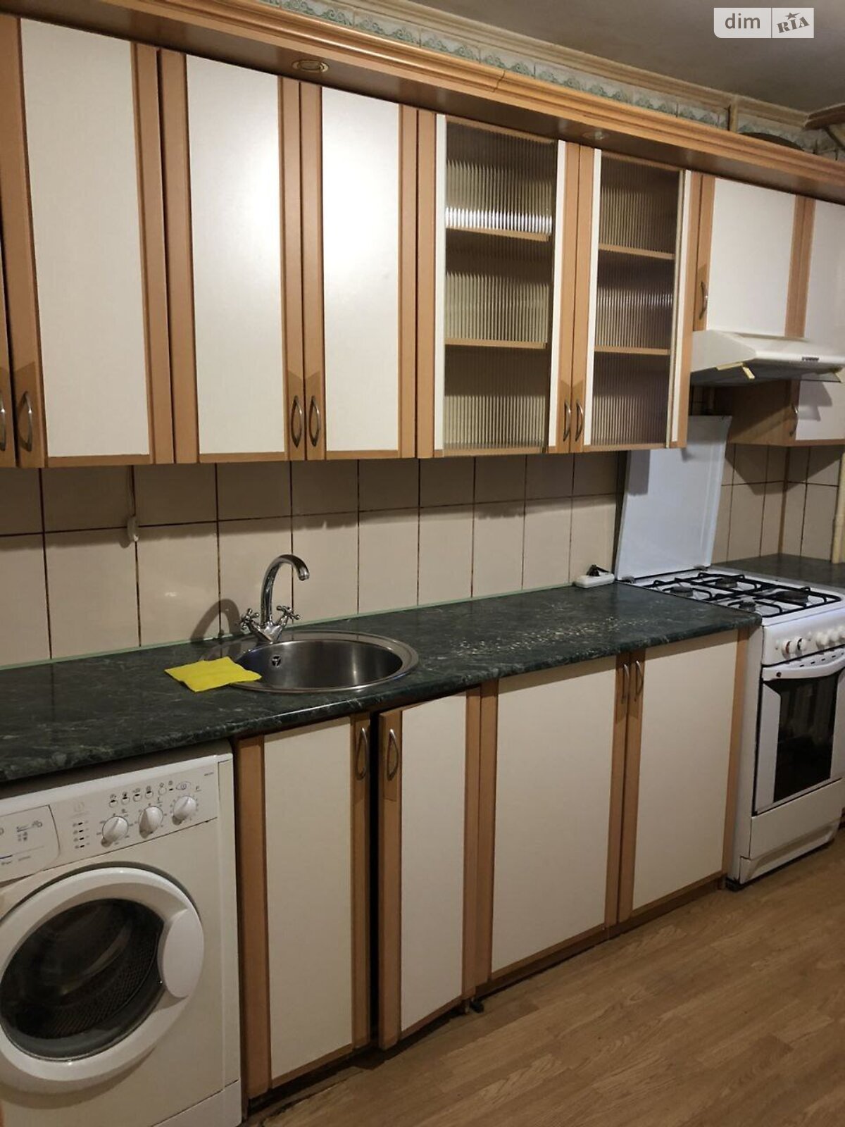 трехкомнатная квартира в Ровно, район 12-школа, на ул. Крушельницкой Соломии 75 в аренду на долгий срок помесячно фото 1 трехкомнатная квартира в Ровно, район 12-школа, на ул. Крушельницкой Соломии 75 в аренду на долгий срок помесячно фото 1