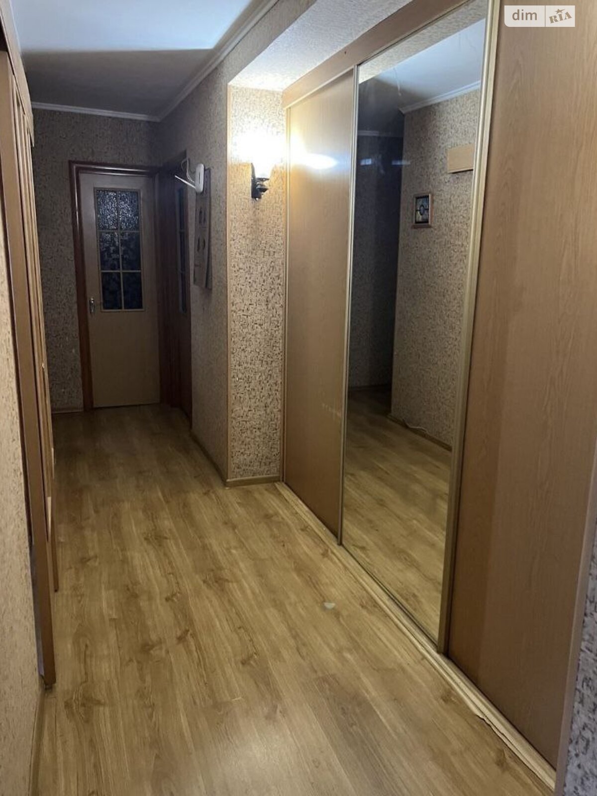 трехкомнатная квартира в Ровно, район 12-школа, на ул. Крушельницкой Соломии 75 в аренду на долгий срок помесячно фото 1 трехкомнатная квартира в Ровно, район 12-школа, на ул. Крушельницкой Соломии 75 в аренду на долгий срок помесячно фото 1