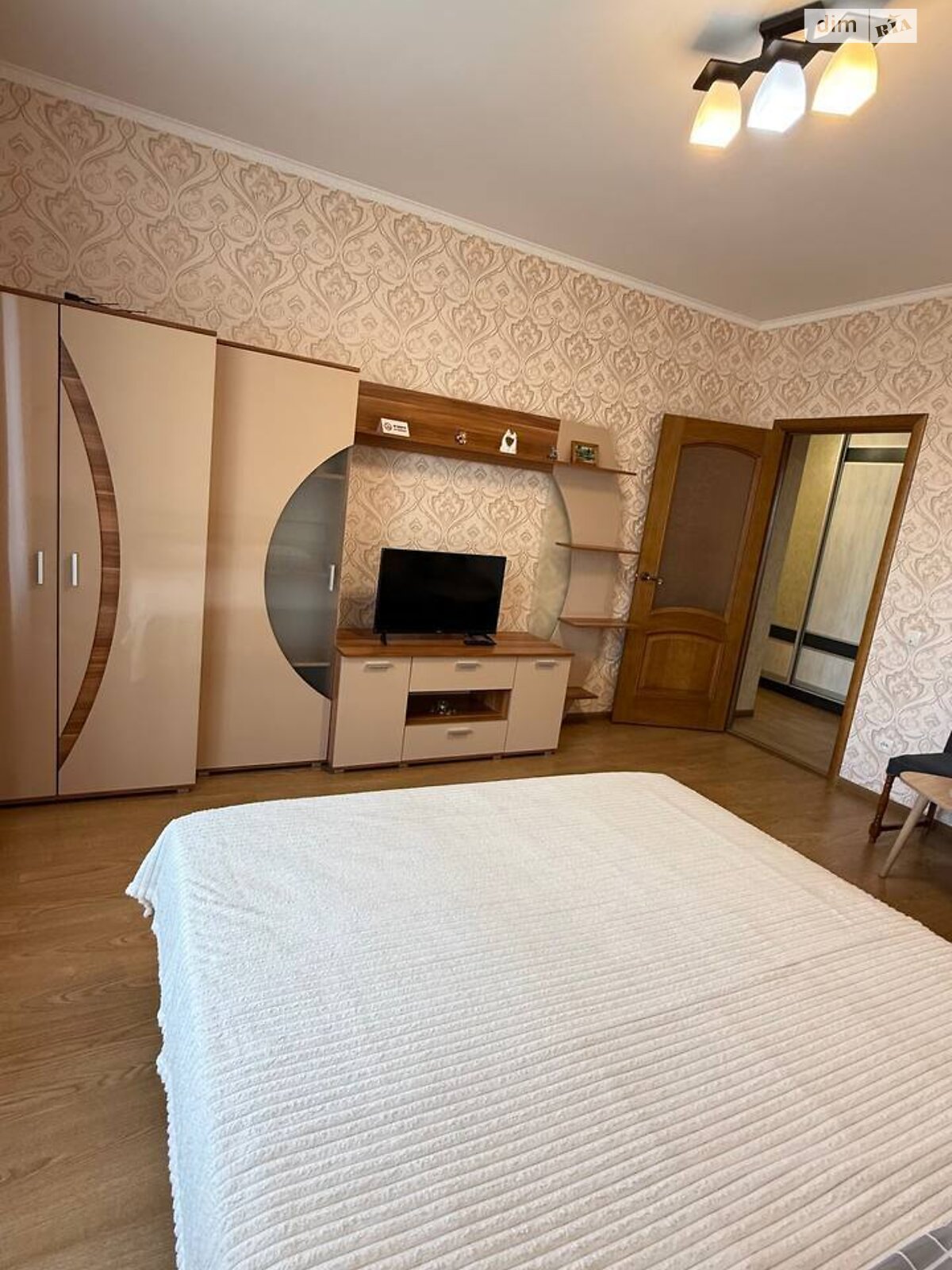 однокомнатная квартира в Ровно, район 12-школа, на ул. Савура Клима 14А в аренду на долгий срок помесячно фото 1