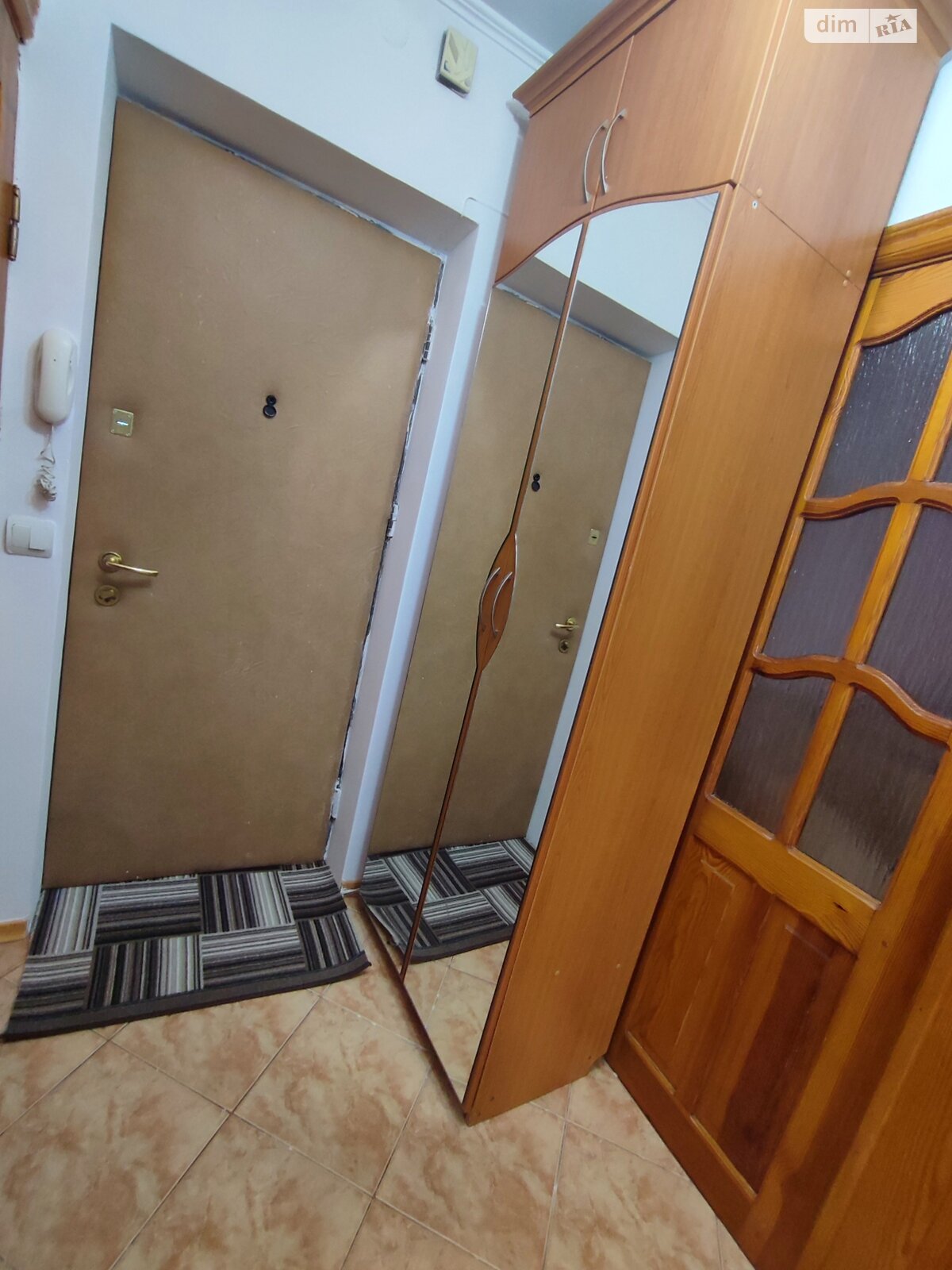 однокімнатна квартира в Рівному, район 12-школа, на вул. Відінська 13 в довготривалу оренду помісячно фото 1 однокімнатна квартира в Рівному, район 12-школа, на вул. Відінська 13 в довготривалу оренду помісячно фото 1
