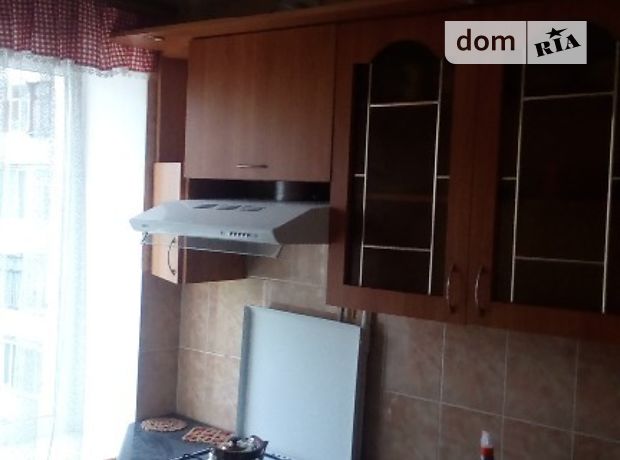однокомнатная квартира в Ровно, район 12-школа, на Крушельницької в аренду на долгий срок помесячно фото 1 однокомнатная квартира в Ровно, район 12-школа, на Крушельницької в аренду на долгий срок помесячно фото 1