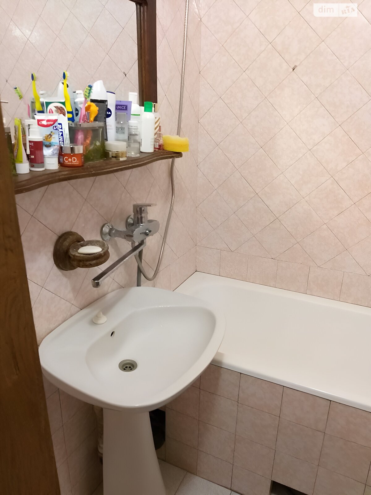 двокімнатна квартира в Рівному, район Авторинок, на вул. Корольова 5 в довготривалу оренду помісячно фото 1 двокімнатна квартира в Рівному, район Авторинок, на вул. Корольова 5 в довготривалу оренду помісячно фото 1