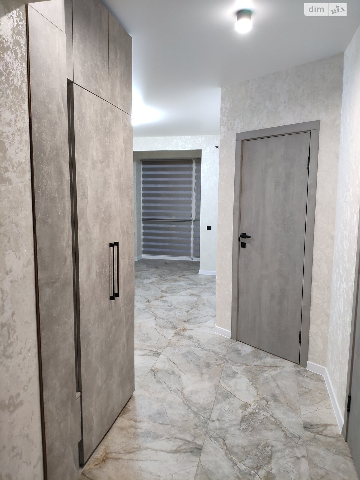 однокомнатная квартира с ремонтом в Ровно, район Авторынок, на ул. Королева 9В в аренду на долгий срок помесячно фото 1