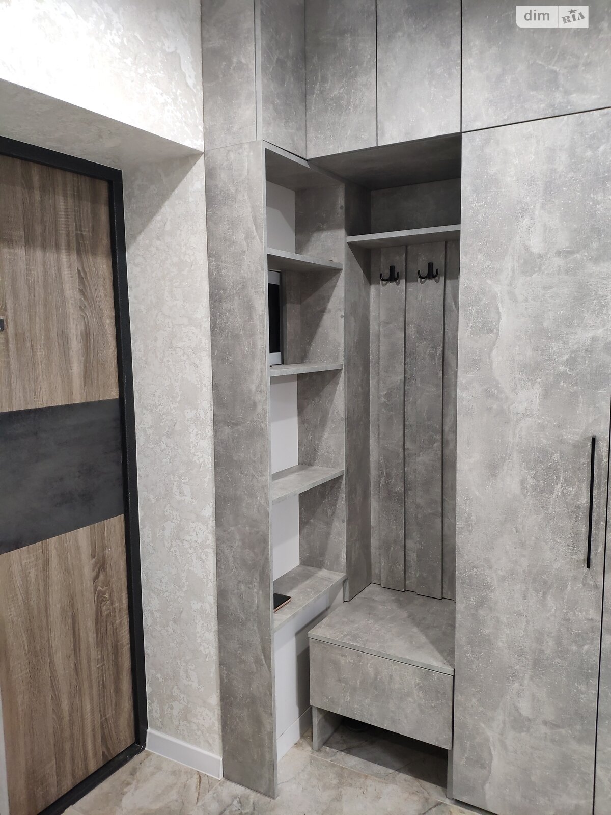 однокомнатная квартира с ремонтом в Ровно, район Авторынок, на ул. Королева 9В в аренду на долгий срок помесячно фото 1