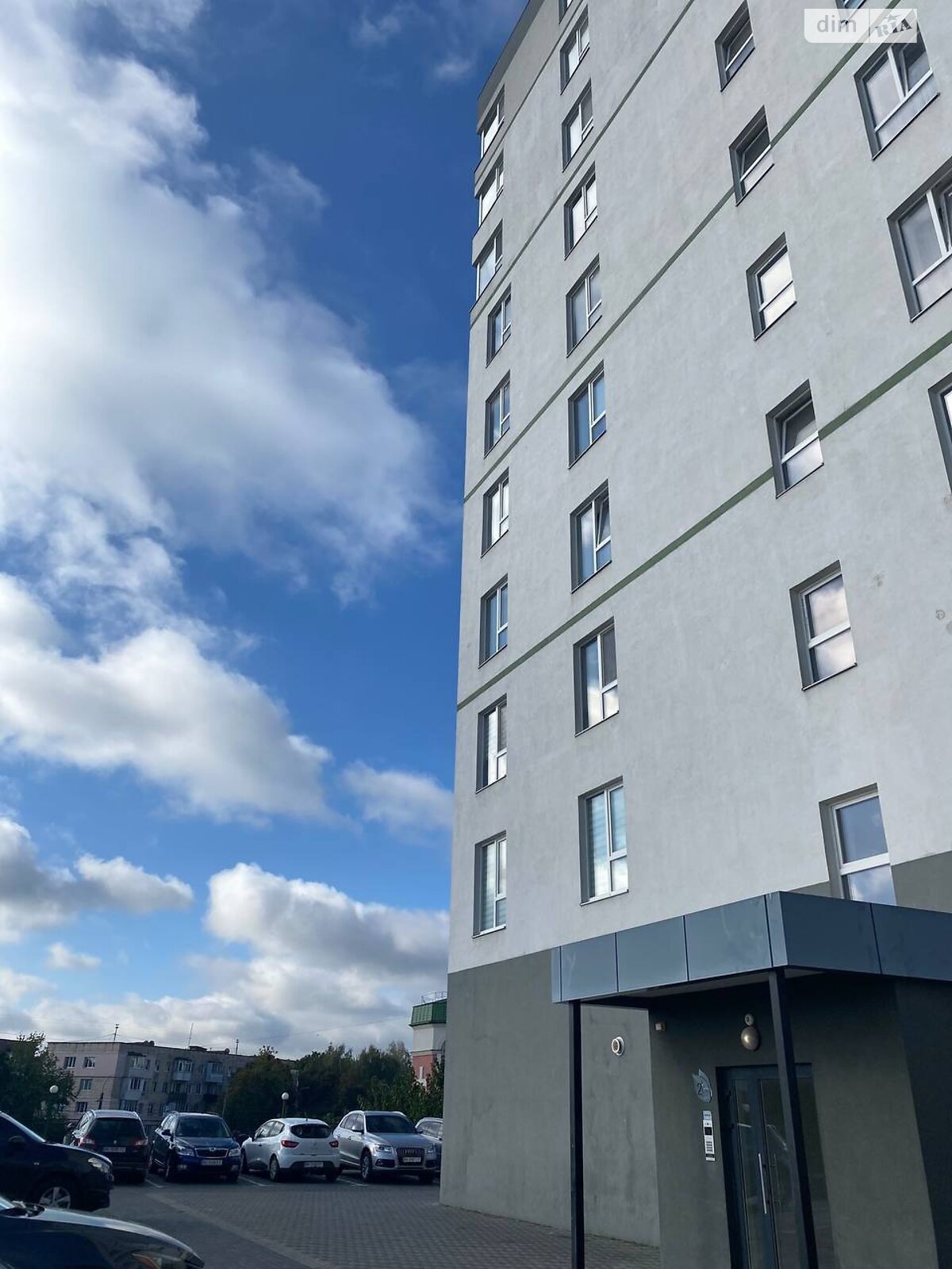 однокомнатная квартира в Ровно, район Авторынок, на ул. Королева 5А в аренду на долгий срок помесячно фото 1 однокомнатная квартира в Ровно, район Авторынок, на ул. Королева 5А в аренду на долгий срок помесячно фото 1