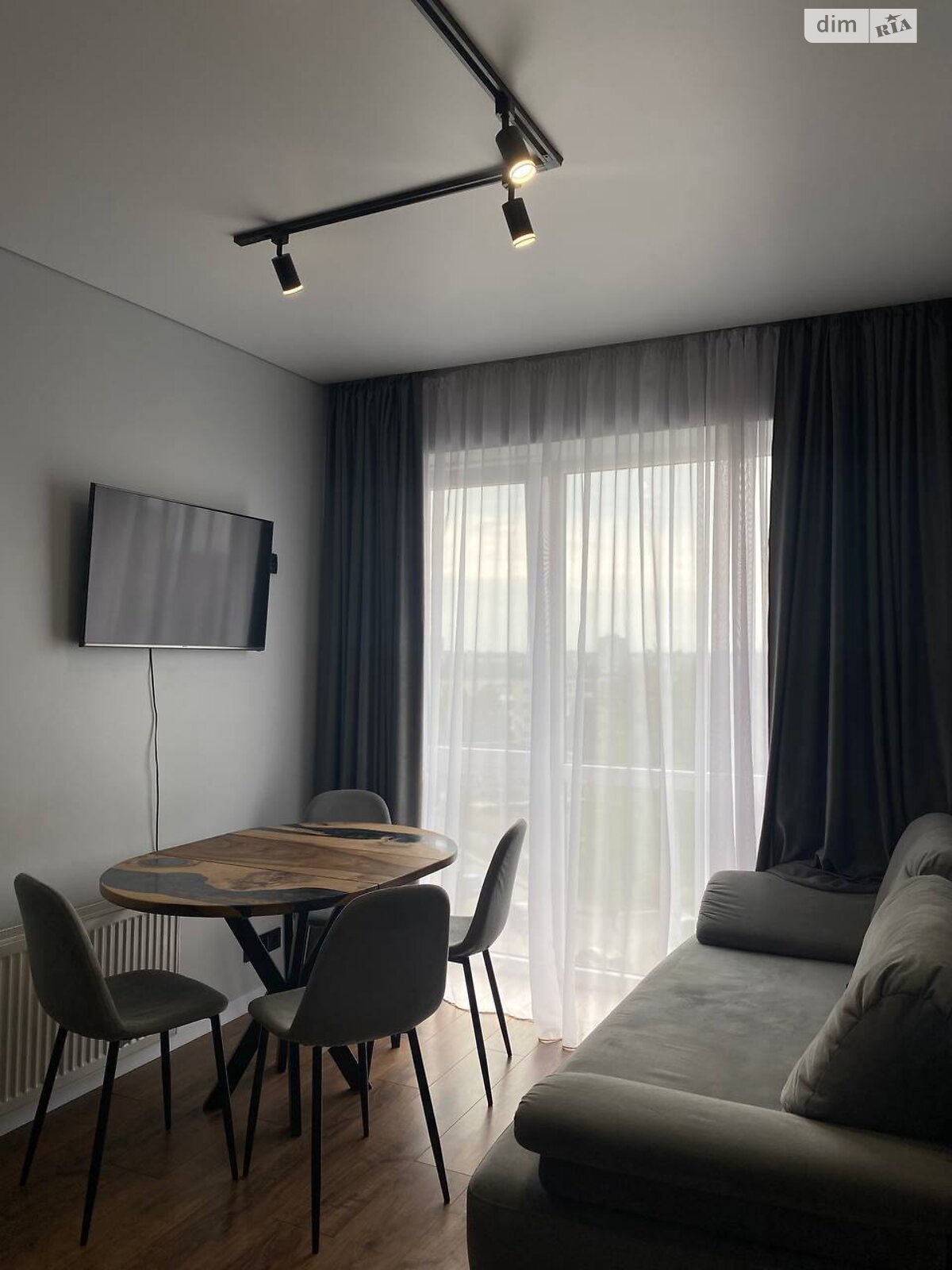 двокімнатна квартира в Рівному, район Авторинок, на вул. Корольова 9 в довготривалу оренду помісячно фото 1