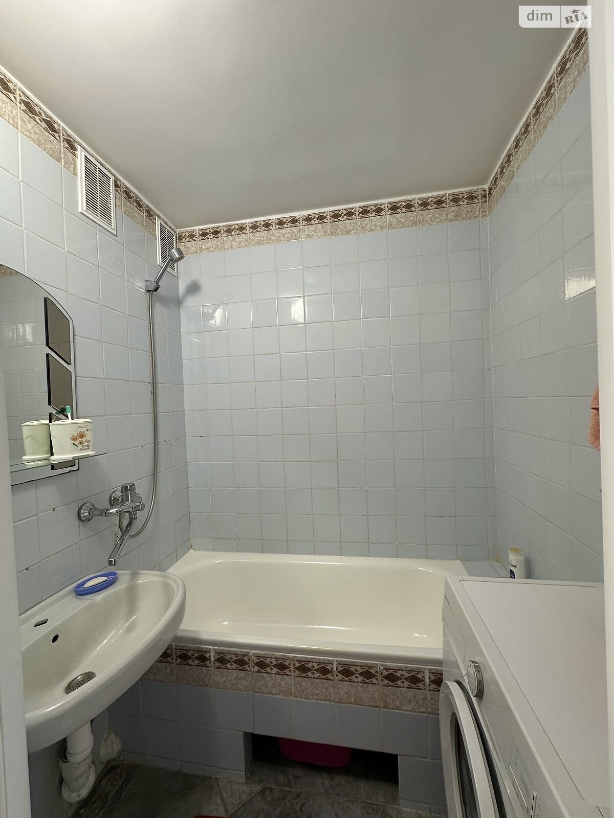 однокомнатная квартира в Ровно, район Авторынок, на ул. Млыновская 37 в аренду на долгий срок помесячно фото 1 однокомнатная квартира в Ровно, район Авторынок, на ул. Млыновская 37 в аренду на долгий срок помесячно фото 1