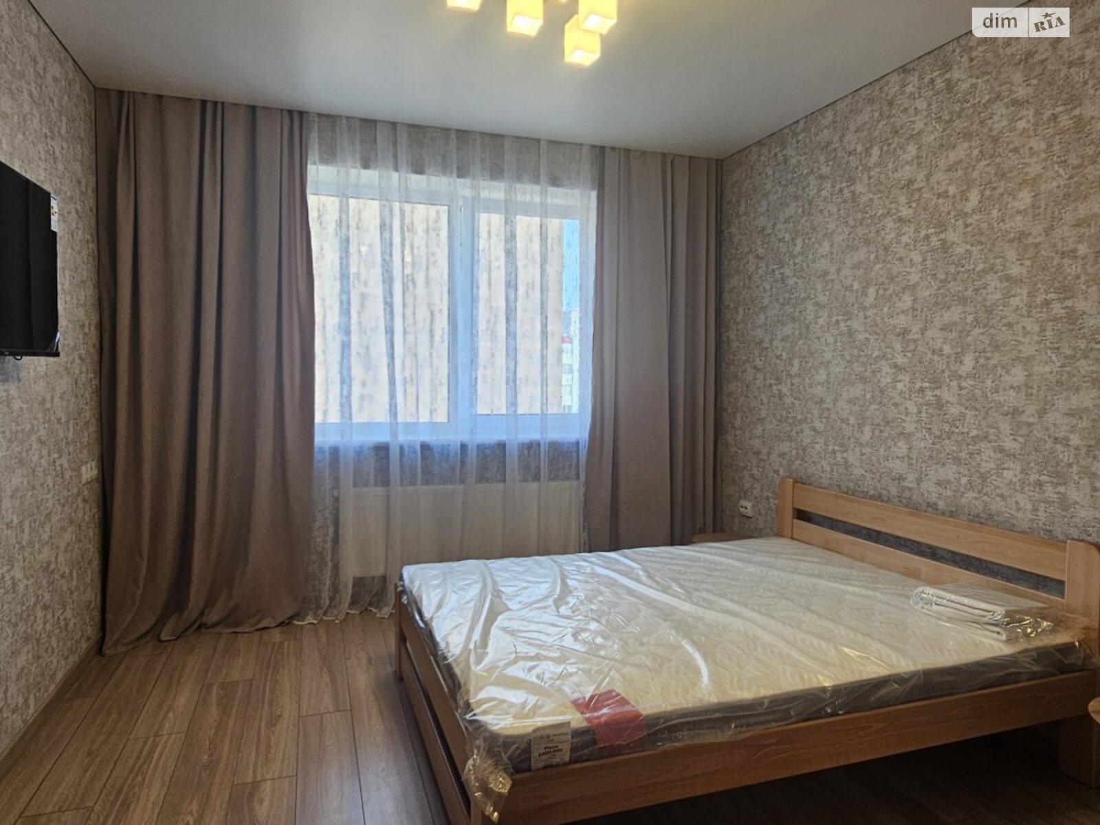 однокімнатна квартира в Рівному, район Авторинок, на вул. Соборна 285Е в довготривалу оренду помісячно фото 1 однокімнатна квартира в Рівному, район Авторинок, на вул. Соборна 285Е в довготривалу оренду помісячно фото 1