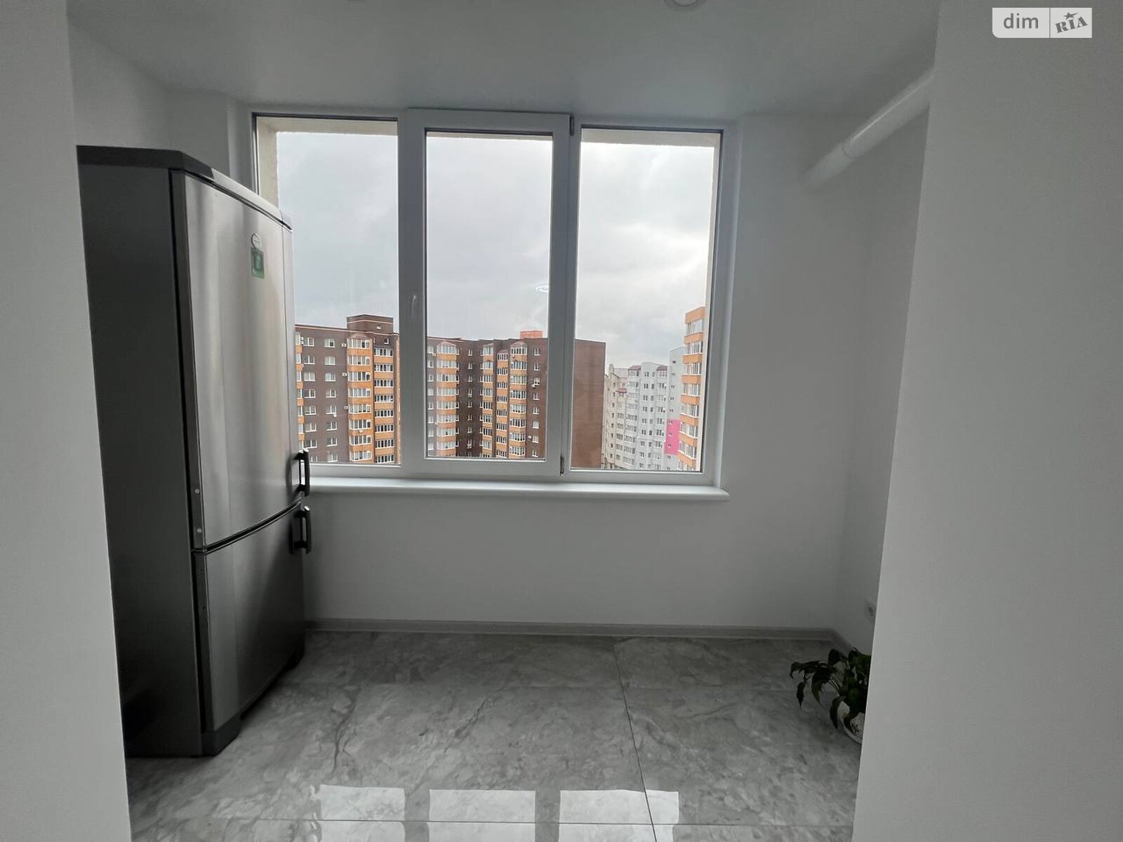 однокомнатная квартира в Ровно, район Авторынок, на ул. Соборная 285И в аренду на долгий срок помесячно фото 1