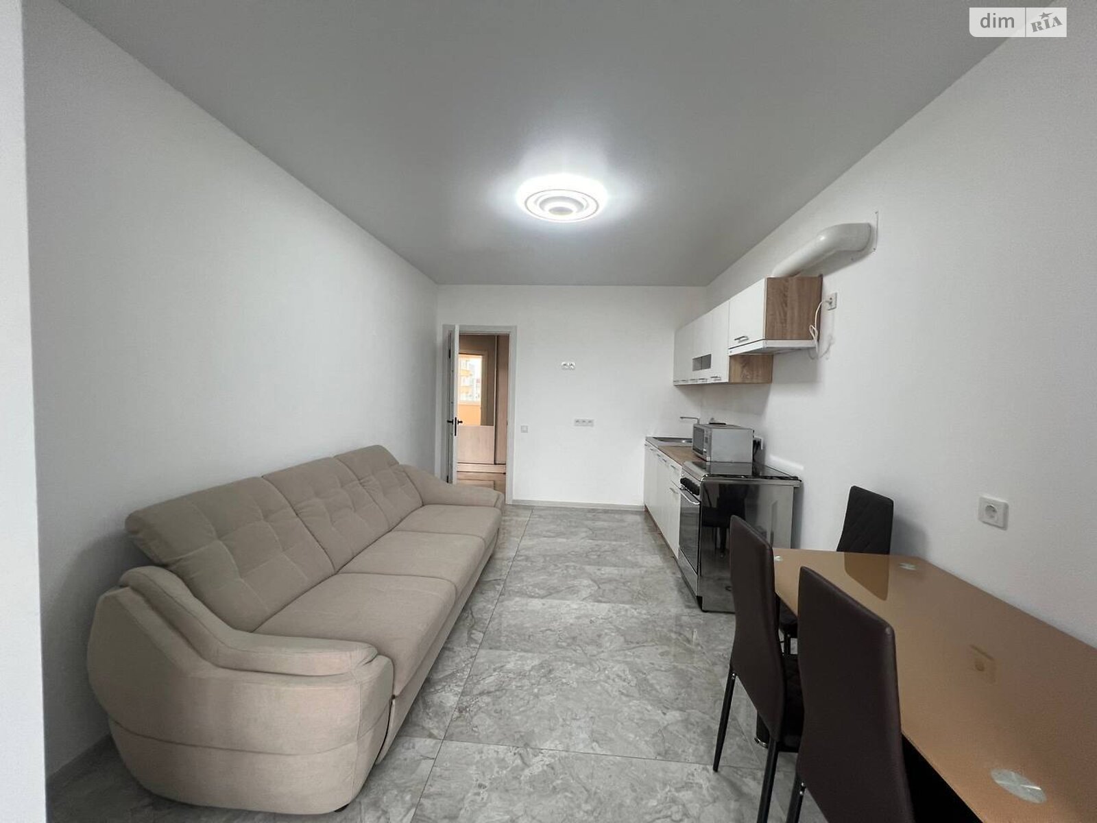 однокомнатная квартира в Ровно, район Авторынок, на ул. Соборная 285И в аренду на долгий срок помесячно фото 1