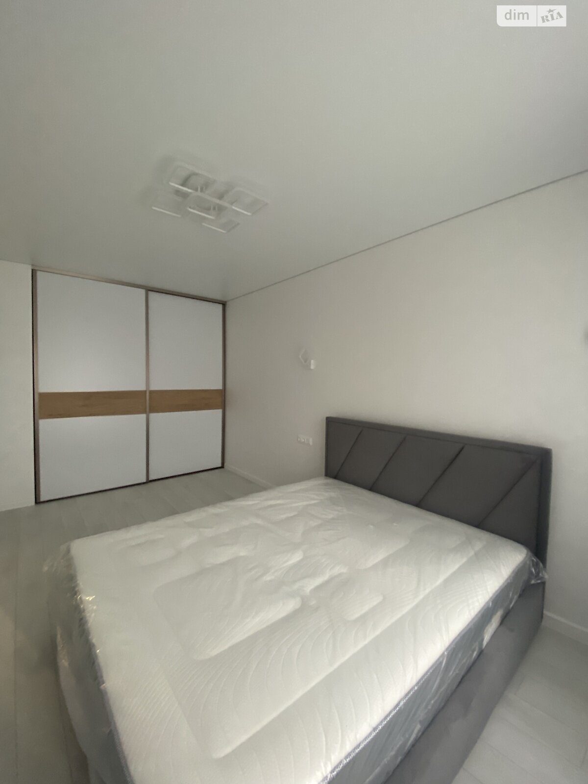 однокомнатная квартира в Ровно, район Авторынок, на ул. Соборная 285Ж в аренду на долгий срок помесячно фото 1