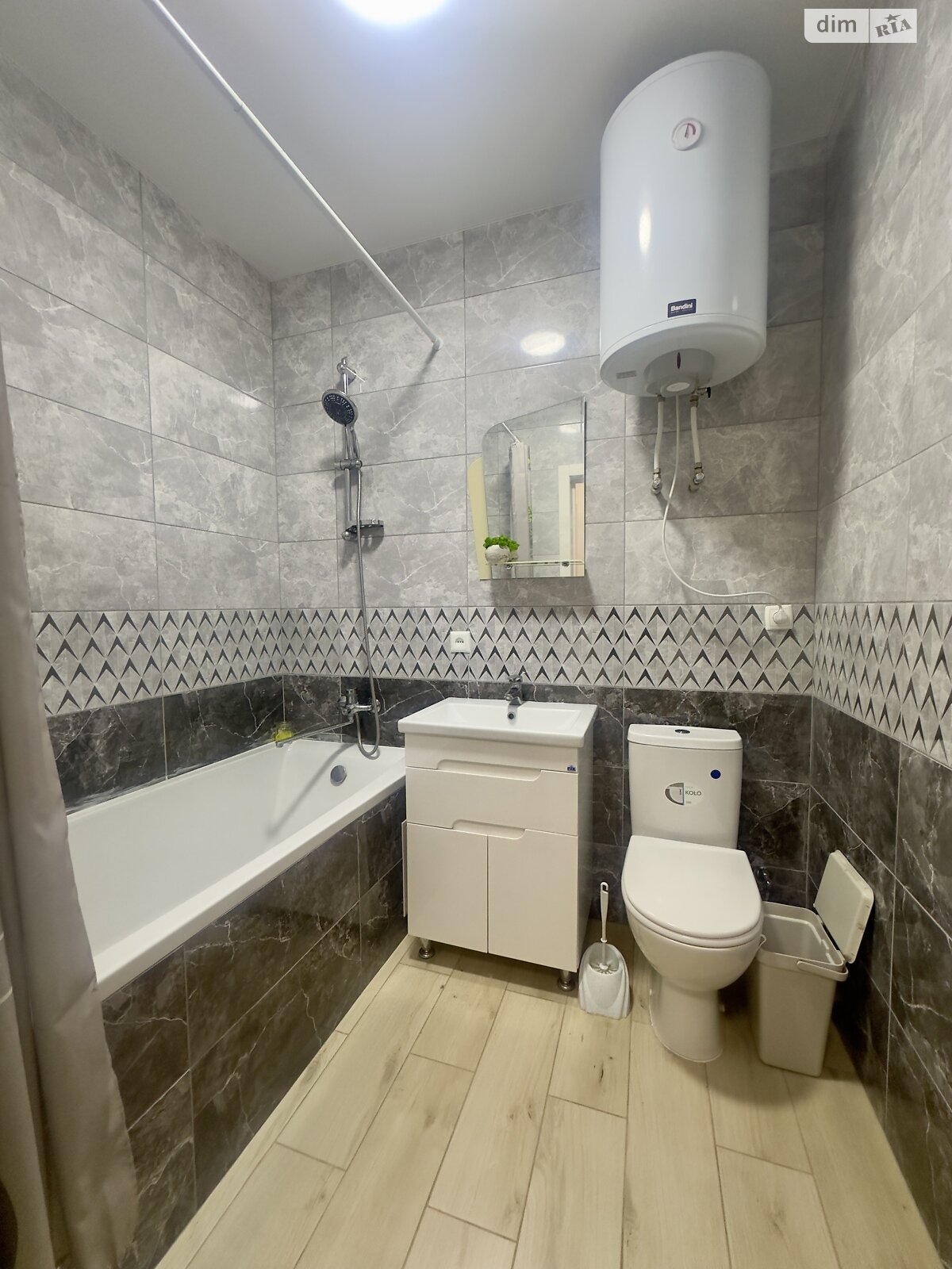 однокомнатная квартира в Ровно, район Авторынок, на ул. Соборная 283 в аренду на долгий срок помесячно фото 1