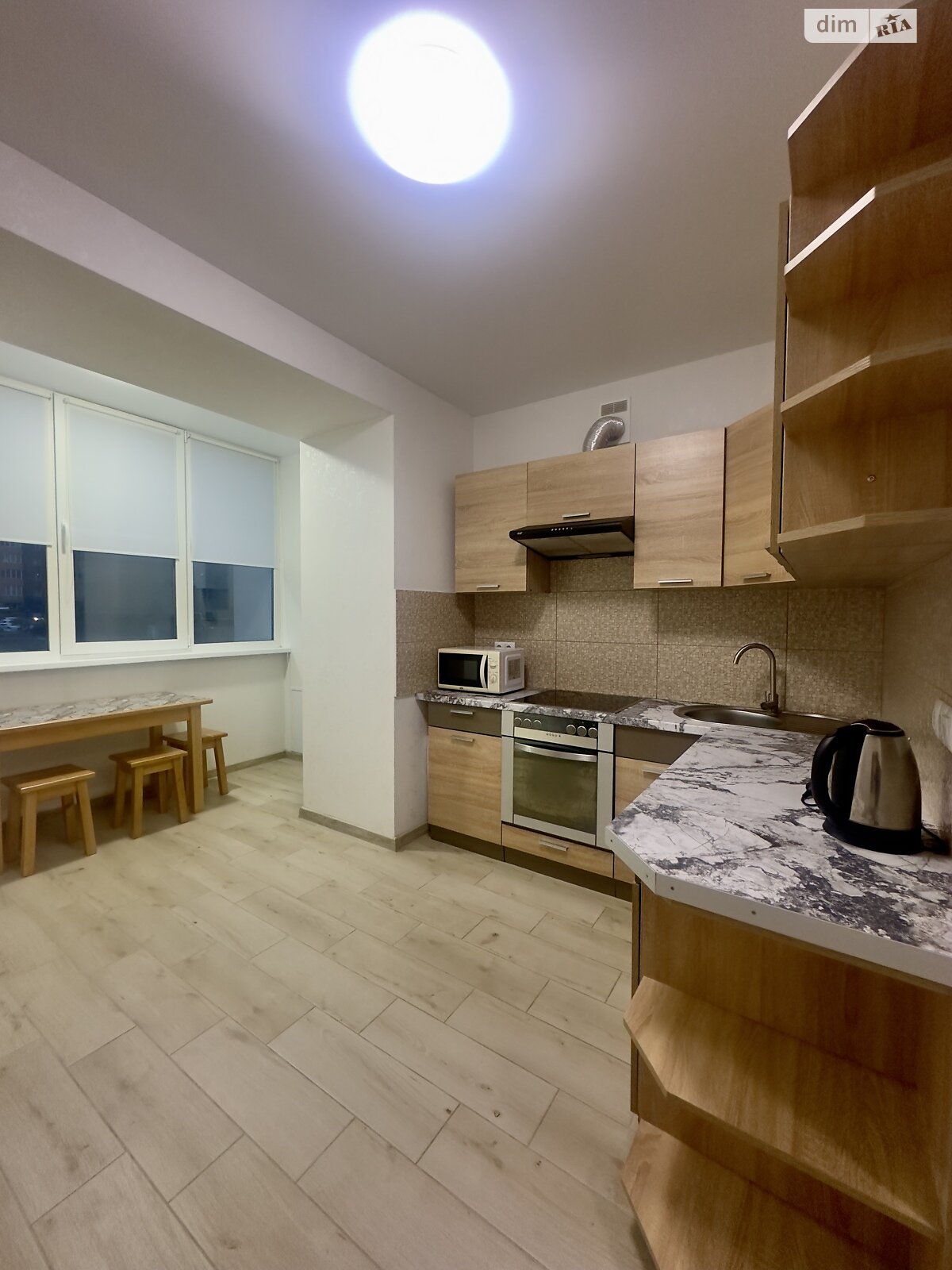 однокомнатная квартира в Ровно, район Авторынок, на ул. Соборная 283 в аренду на долгий срок помесячно фото 1