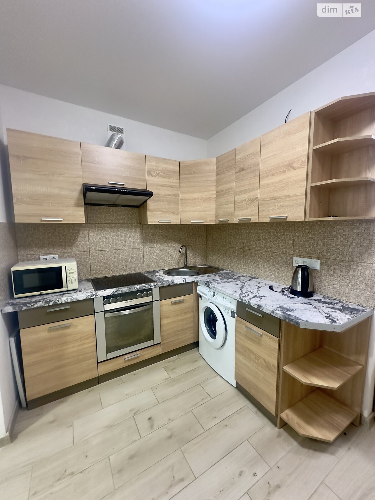 однокомнатная квартира в Ровно, район Авторынок, на ул. Соборная 283 в аренду на долгий срок помесячно фото 1