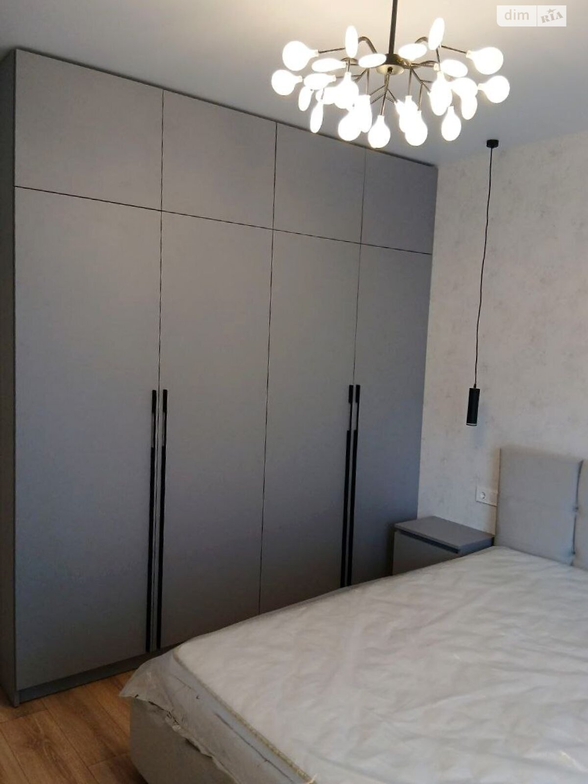 однокомнатная квартира в Ровно, район Авторынок, на ул. Соборная 285К в аренду на долгий срок помесячно фото 1