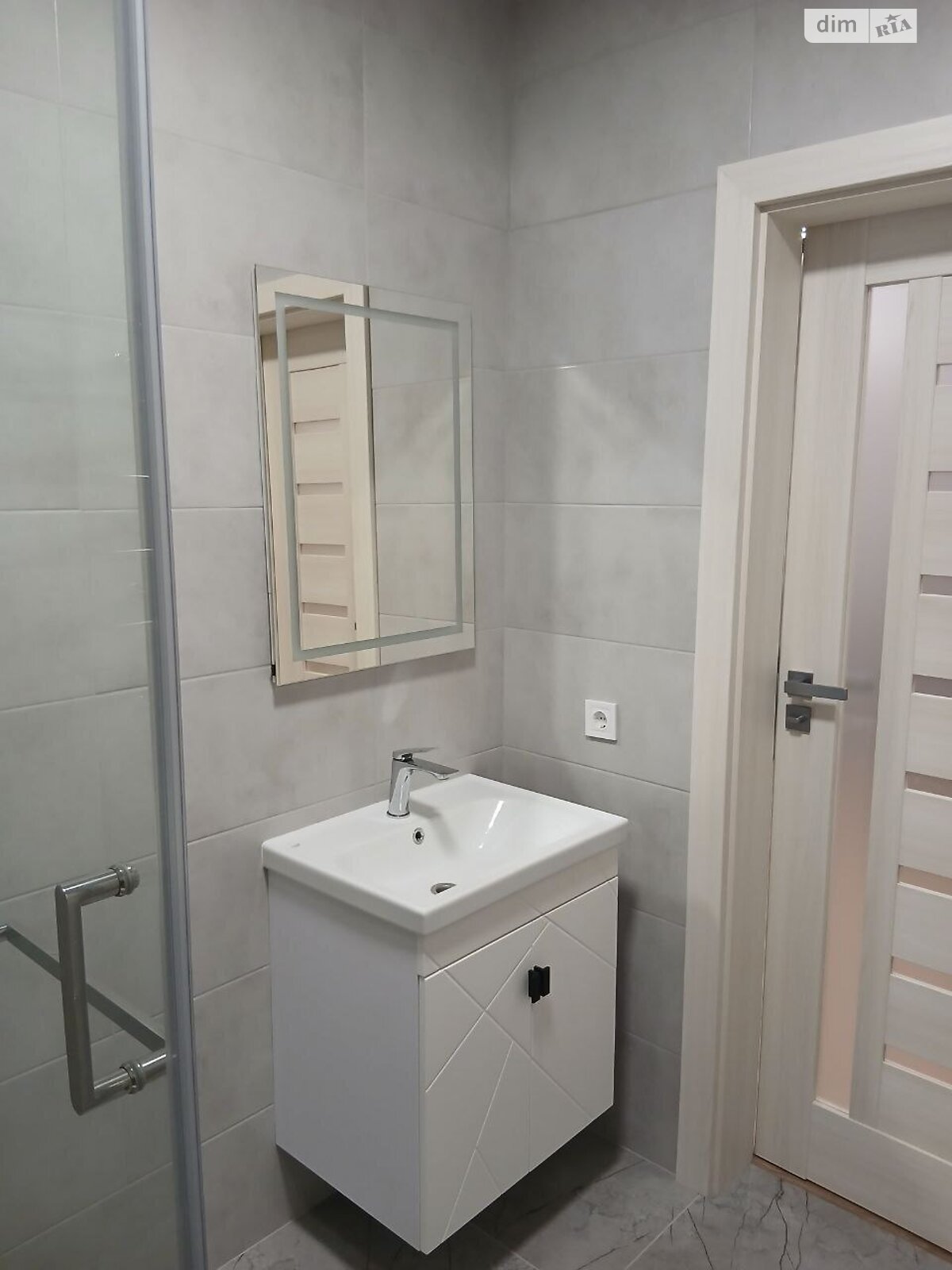 однокомнатная квартира в Ровно, район Авторынок, на ул. Соборная 285К в аренду на долгий срок помесячно фото 1