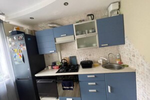 трехкомнатная квартира в Ровно, район Автовокзал, на ул. Галицкого Данилы в аренду на долгий срок помесячно фото 2