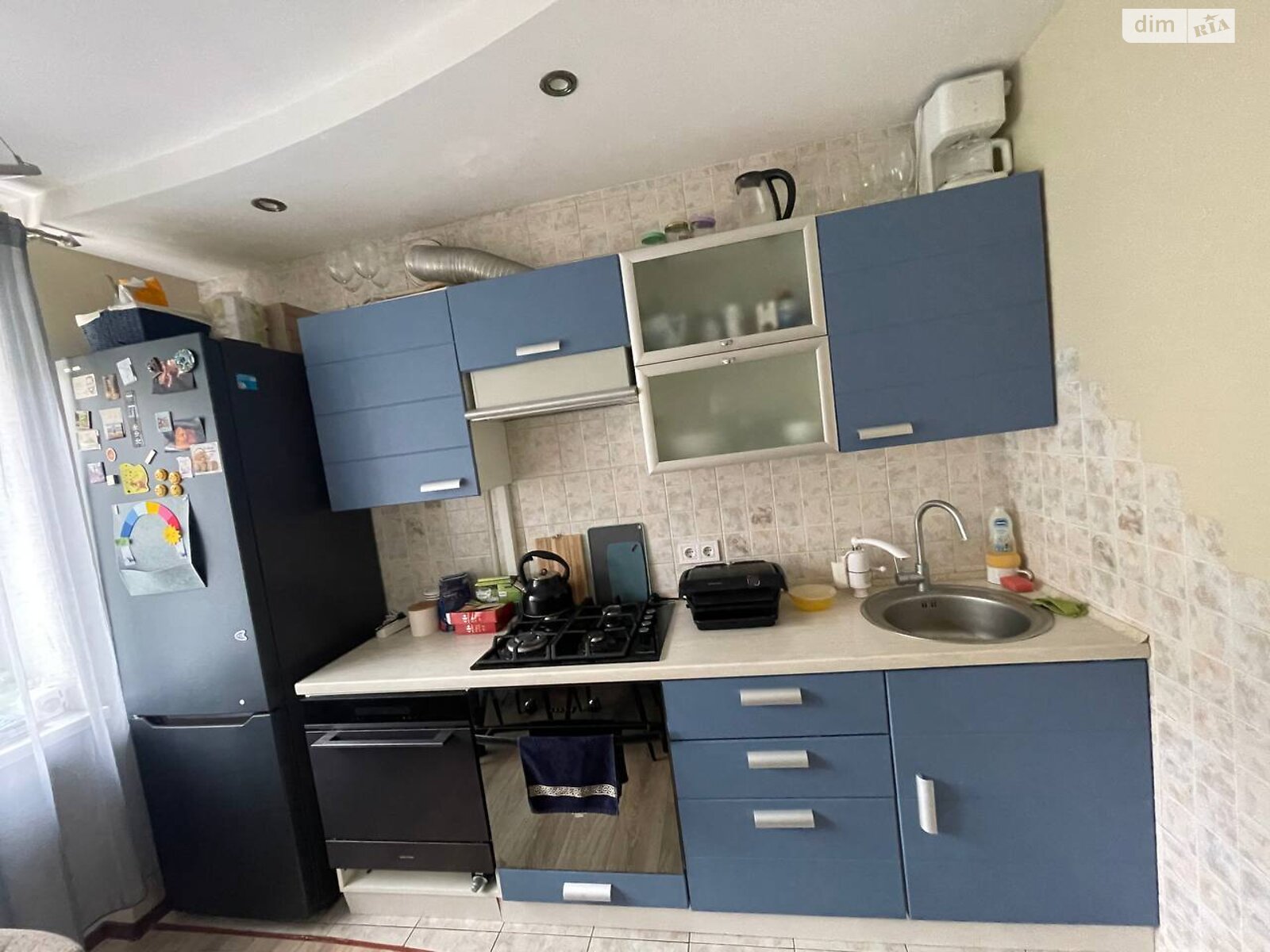 трехкомнатная квартира в Ровно, район Автовокзал, на ул. Галицкого Данилы в аренду на долгий срок помесячно фото 1