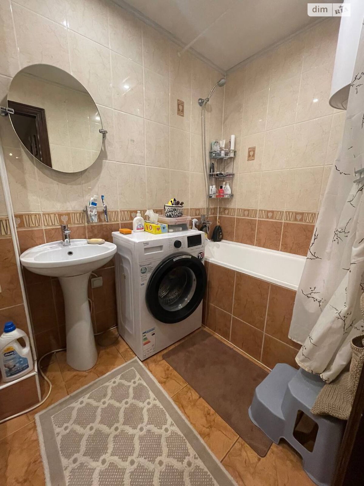 трехкомнатная квартира в Ровно, район Автовокзал, на ул. Галицкого Данилы в аренду на долгий срок помесячно фото 1