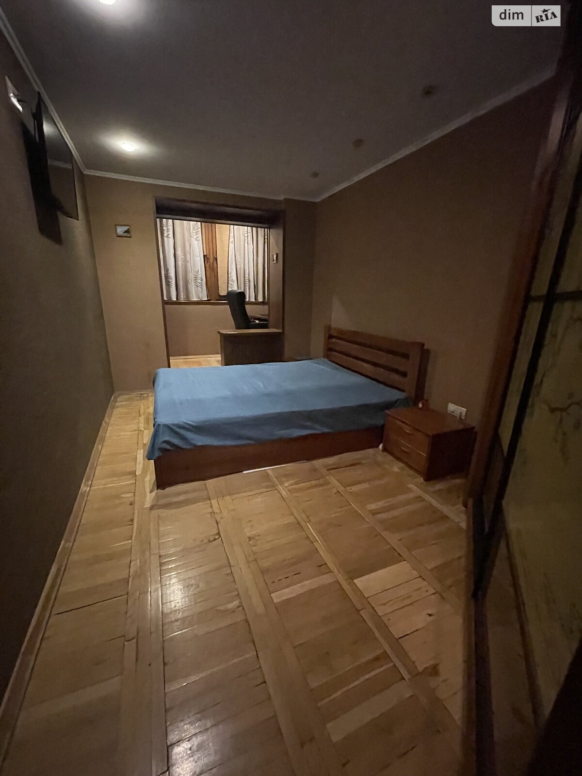 трехкомнатная квартира в Ровно, район Автовокзал, на ул. Галицкого Данилы в аренду на долгий срок помесячно фото 1