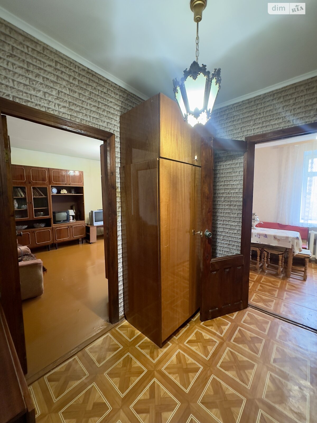 однокімнатна квартира в Рівному, район Боярка, на вул. Олександра Олеся 11 в довготривалу оренду помісячно фото 1 однокімнатна квартира в Рівному, район Боярка, на вул. Олександра Олеся 11 в довготривалу оренду помісячно фото 1