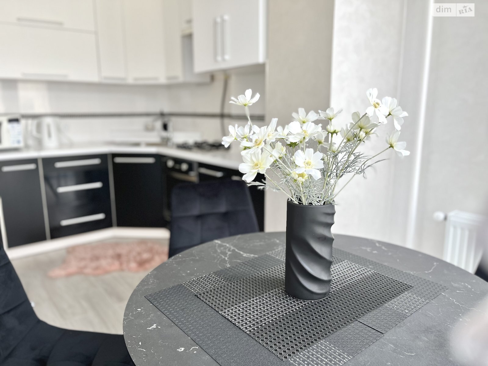 однокімнатна квартира в Рівному, район Боярка, на вул. Анатолія Лабунського в довготривалу оренду помісячно фото 1