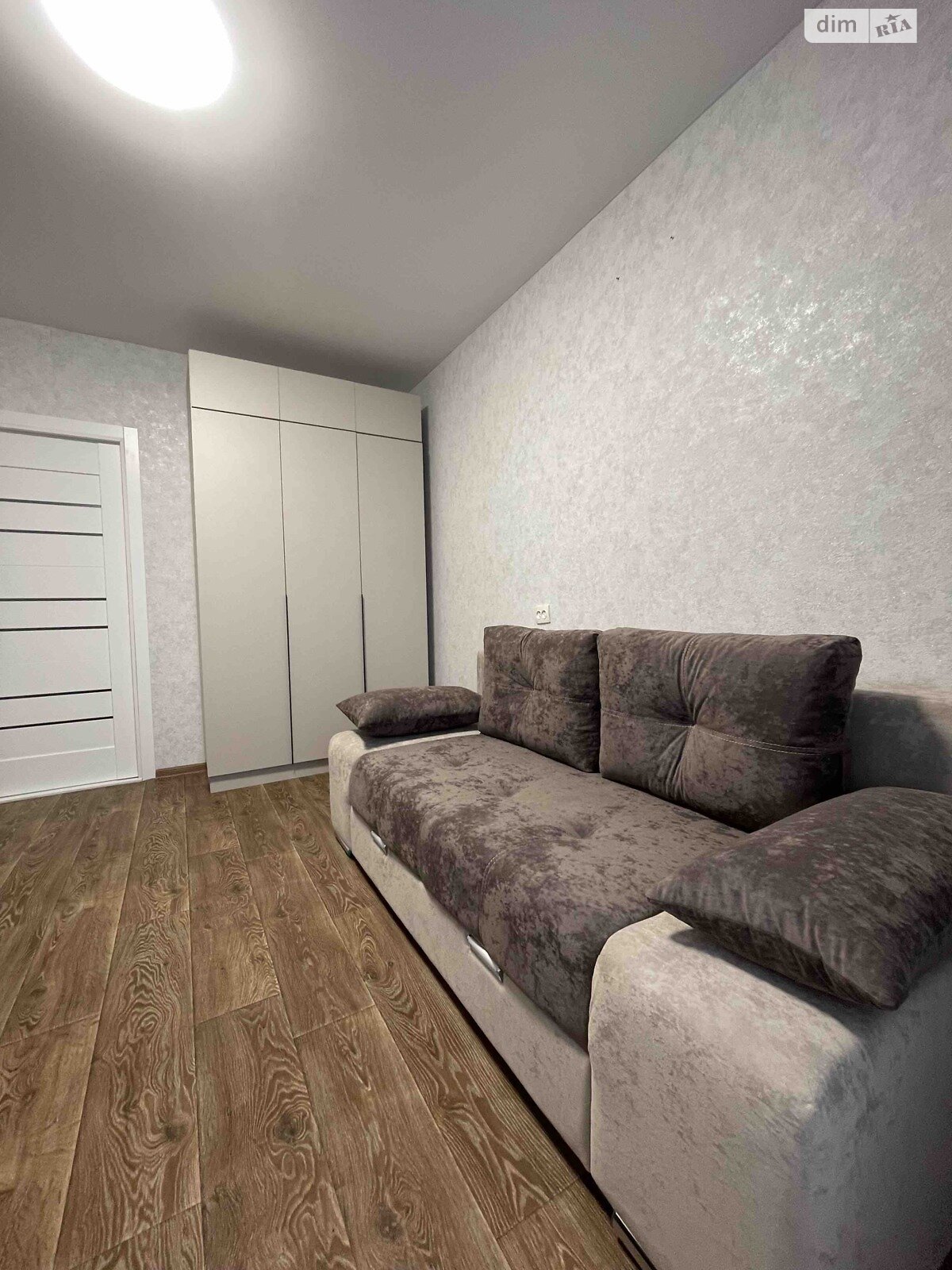 однокомнатная квартира в Ровно, район Боярка, на ул. Дубенская 42 в аренду на долгий срок помесячно фото 1