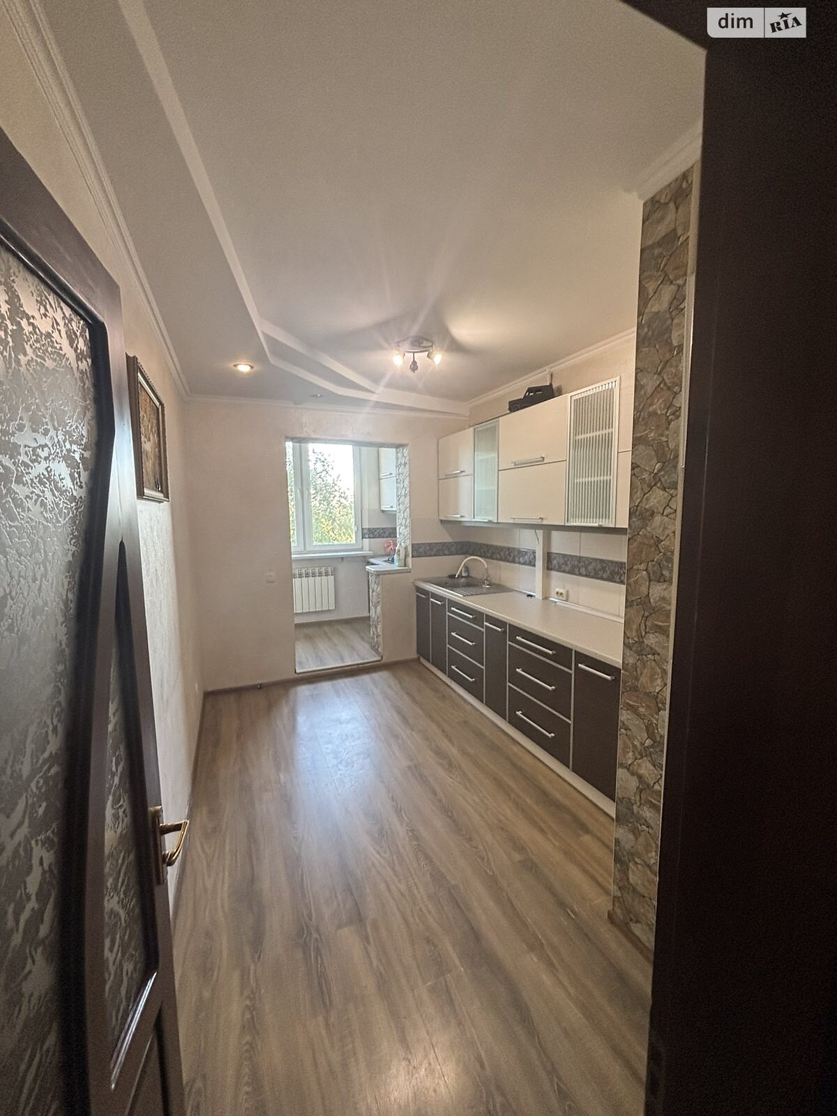 трехкомнатная квартира в Ровно, район Боярка, на ул. Кулика и Гудачека 10, кв. 124 в аренду на долгий срок помесячно фото 1