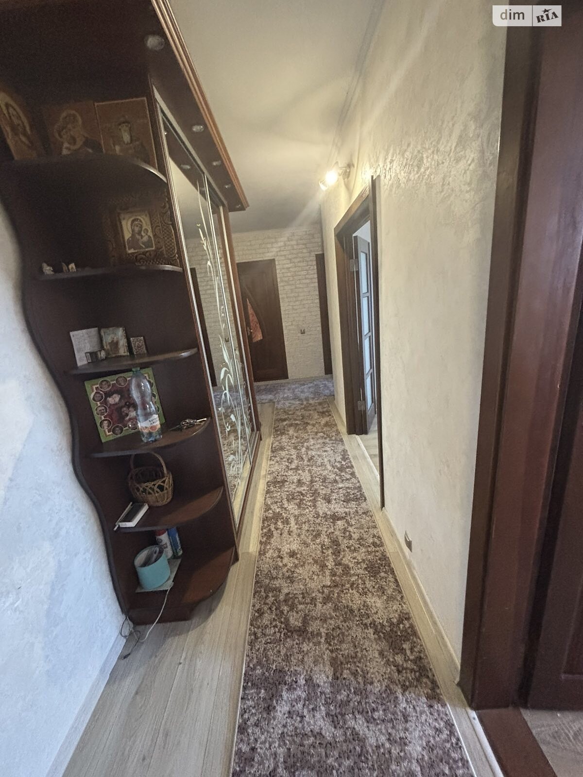 трехкомнатная квартира в Ровно, район Боярка, на ул. Кулика и Гудачека 10, кв. 124 в аренду на долгий срок помесячно фото 1