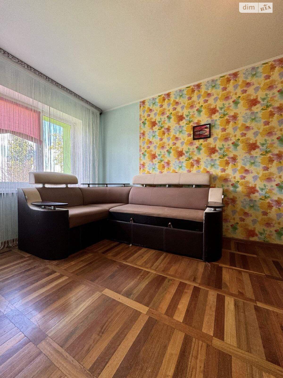 трикімнатна квартира в Рівному, район Боярка, на вул. Кулика і Гудачека в довготривалу оренду помісячно фото 1 трикімнатна квартира в Рівному, район Боярка, на вул. Кулика і Гудачека в довготривалу оренду помісячно фото 1