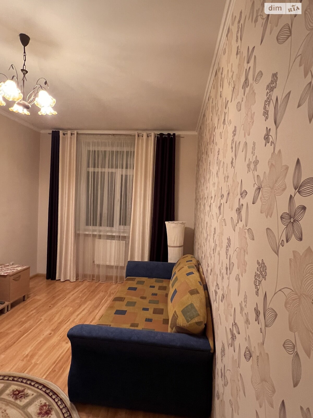 трехкомнатная квартира в Ровно, район Боярка, на ул. Назара Небожинского 16А в аренду на долгий срок помесячно фото 1