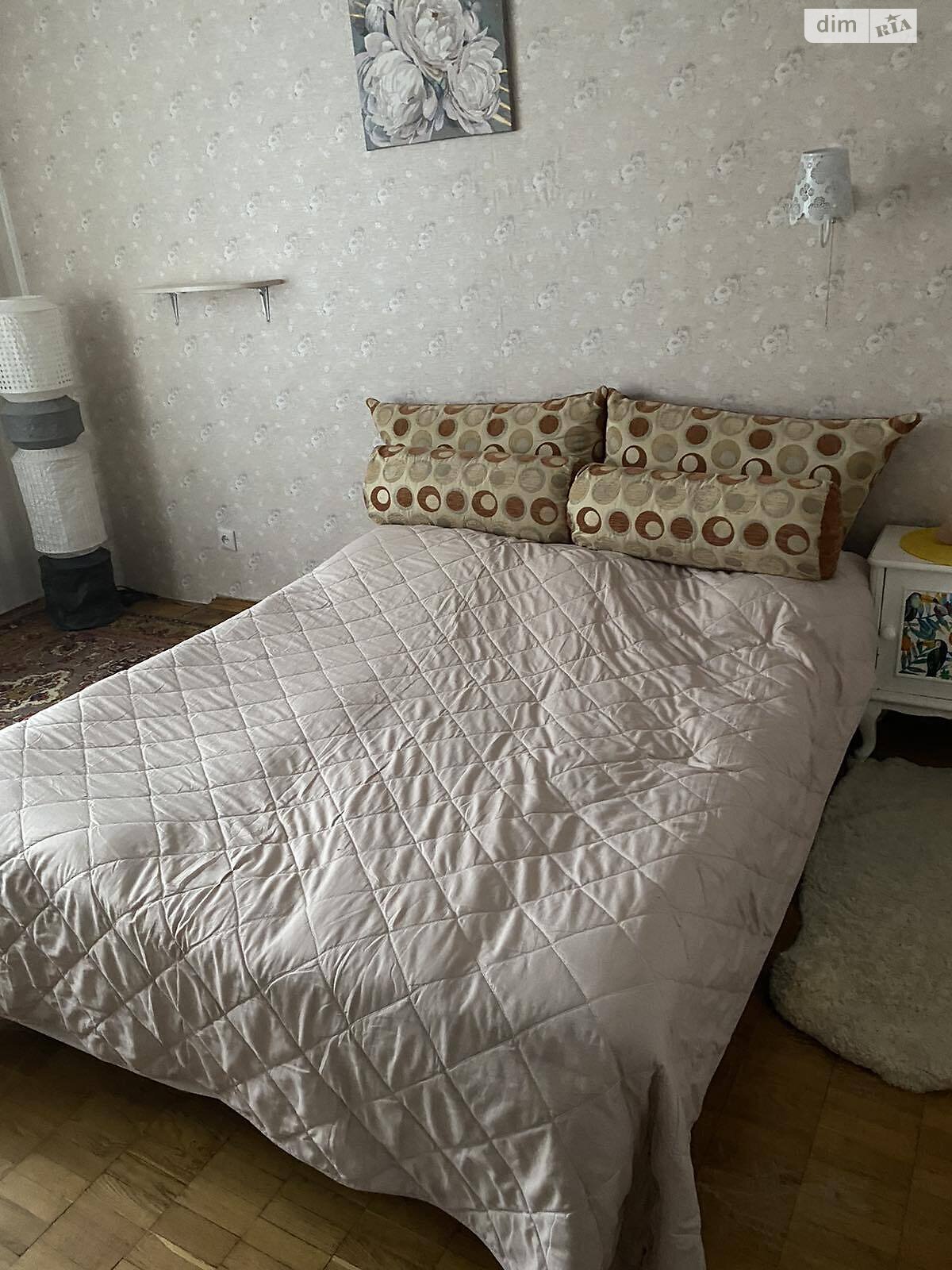трикімнатна квартира з ремонтом в Рівному, район Чайка, на пров. Червонія в довготривалу оренду помісячно фото 1 трикімнатна квартира з ремонтом в Рівному, район Чайка, на пров. Червонія в довготривалу оренду помісячно фото 1