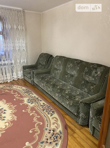трехкомнатная квартира с ремонтом в Ровно, район Чайка, на Гайдамацька (Струтинської) 31 в аренду на долгий срок помесячно фото 1 трехкомнатная квартира с ремонтом в Ровно, район Чайка, на Гайдамацька (Струтинської) 31 в аренду на долгий срок помесячно фото 1