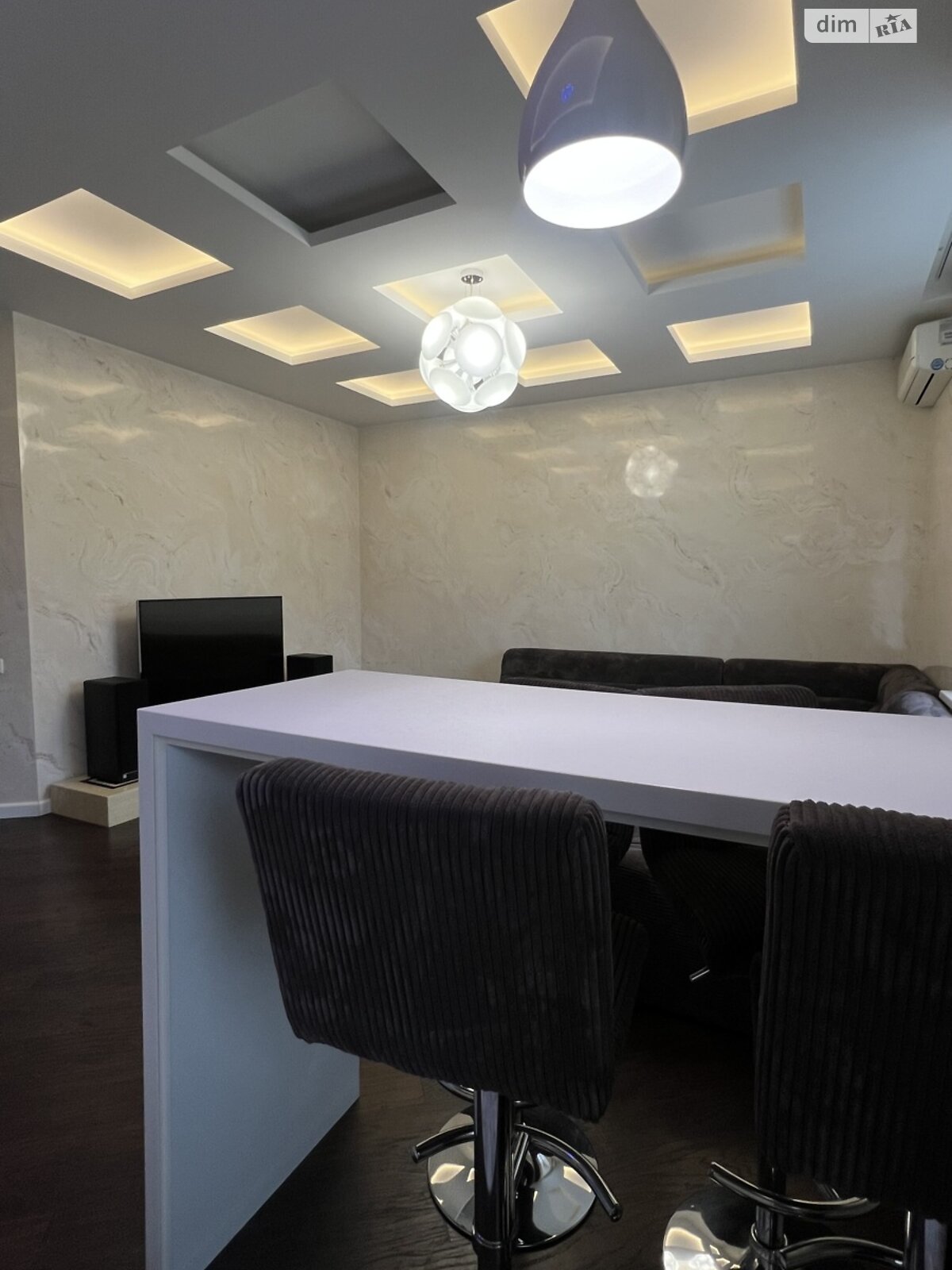 однокомнатная квартира в Ровно, район Чайка, на ул. Гайдамацкая 2В в аренду на долгий срок помесячно фото 1 однокомнатная квартира в Ровно, район Чайка, на ул. Гайдамацкая 2В в аренду на долгий срок помесячно фото 1