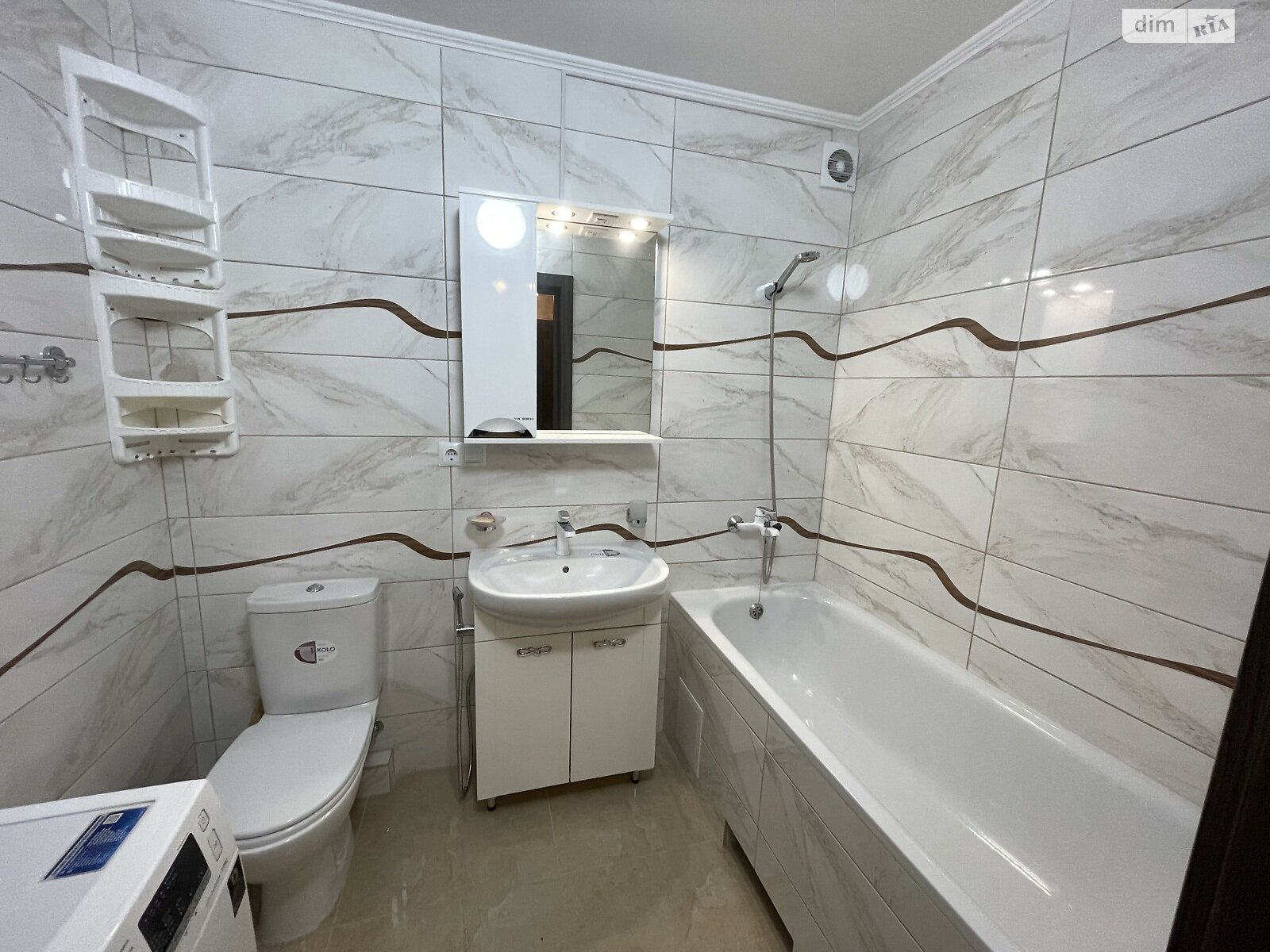 однокомнатная квартира в Ровно, район Чайка, на ул. Гайдамацкая 13Б в аренду на долгий срок помесячно фото 1