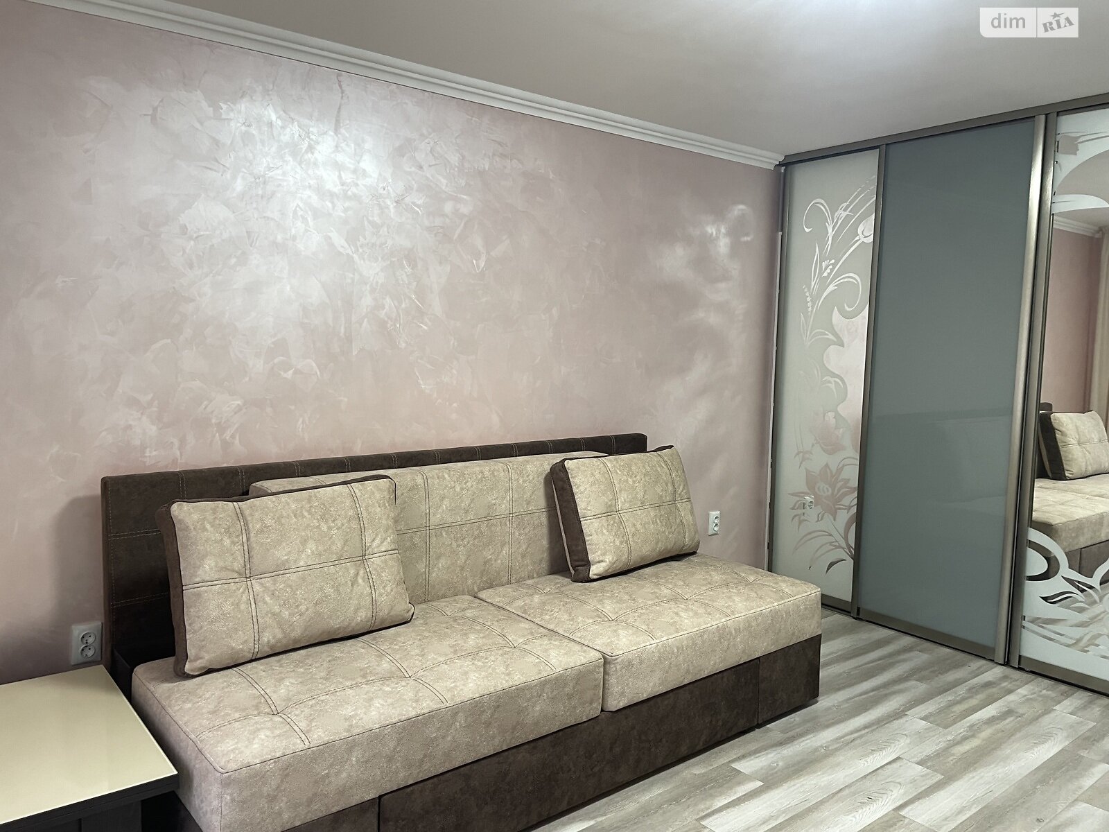 однокомнатная квартира в Ровно, район Чайка, на ул. Гайдамацкая 13Б в аренду на долгий срок помесячно фото 1