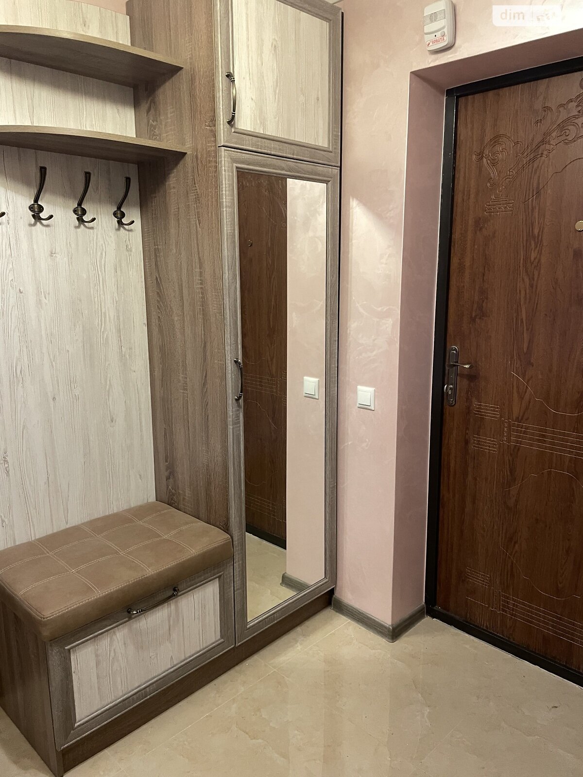 однокомнатная квартира в Ровно, район Чайка, на ул. Гайдамацкая 13Б в аренду на долгий срок помесячно фото 1