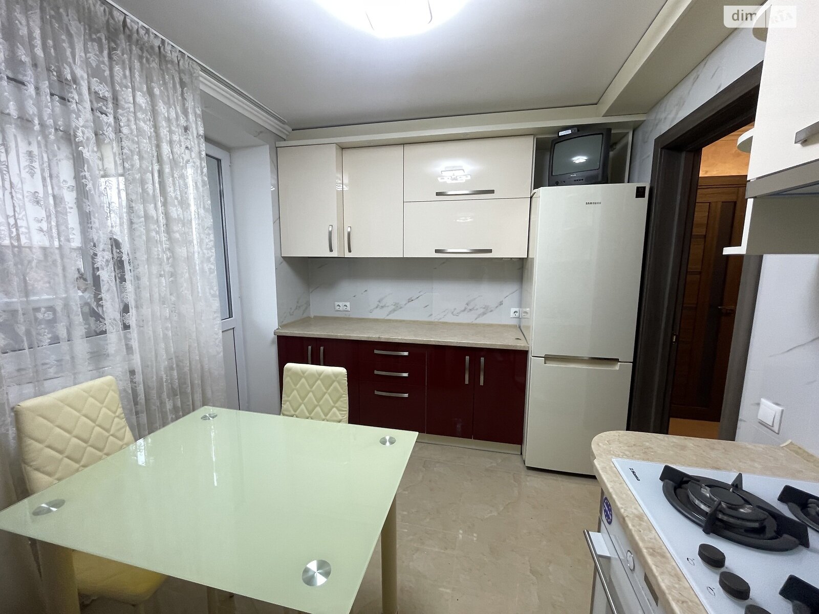 однокомнатная квартира в Ровно, район Чайка, на ул. Гайдамацкая 13Б в аренду на долгий срок помесячно фото 1