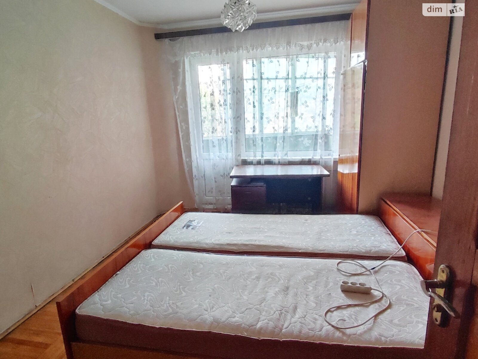 трехкомнатная квартира в Ровно, район Дозорцева, на просп. Генерала Безручка в аренду на долгий срок помесячно фото 1 трехкомнатная квартира в Ровно, район Дозорцева, на просп. Генерала Безручка в аренду на долгий срок помесячно фото 1