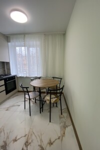 двухкомнатная квартира в Ровно, район Дозорцева, на ул. Князя Романа 7 в аренду на долгий срок помесячно фото 2 двухкомнатная квартира в Ровно, район Дозорцева, на ул. Князя Романа 7 в аренду на долгий срок помесячно фото 2