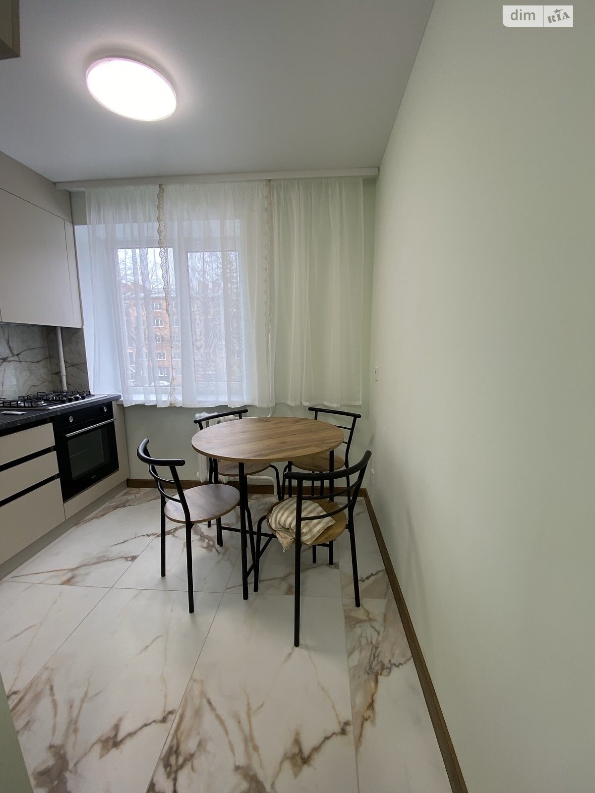 двухкомнатная квартира в Ровно, район Дозорцева, на ул. Князя Романа 7 в аренду на долгий срок помесячно фото 1 двухкомнатная квартира в Ровно, район Дозорцева, на ул. Князя Романа 7 в аренду на долгий срок помесячно фото 1