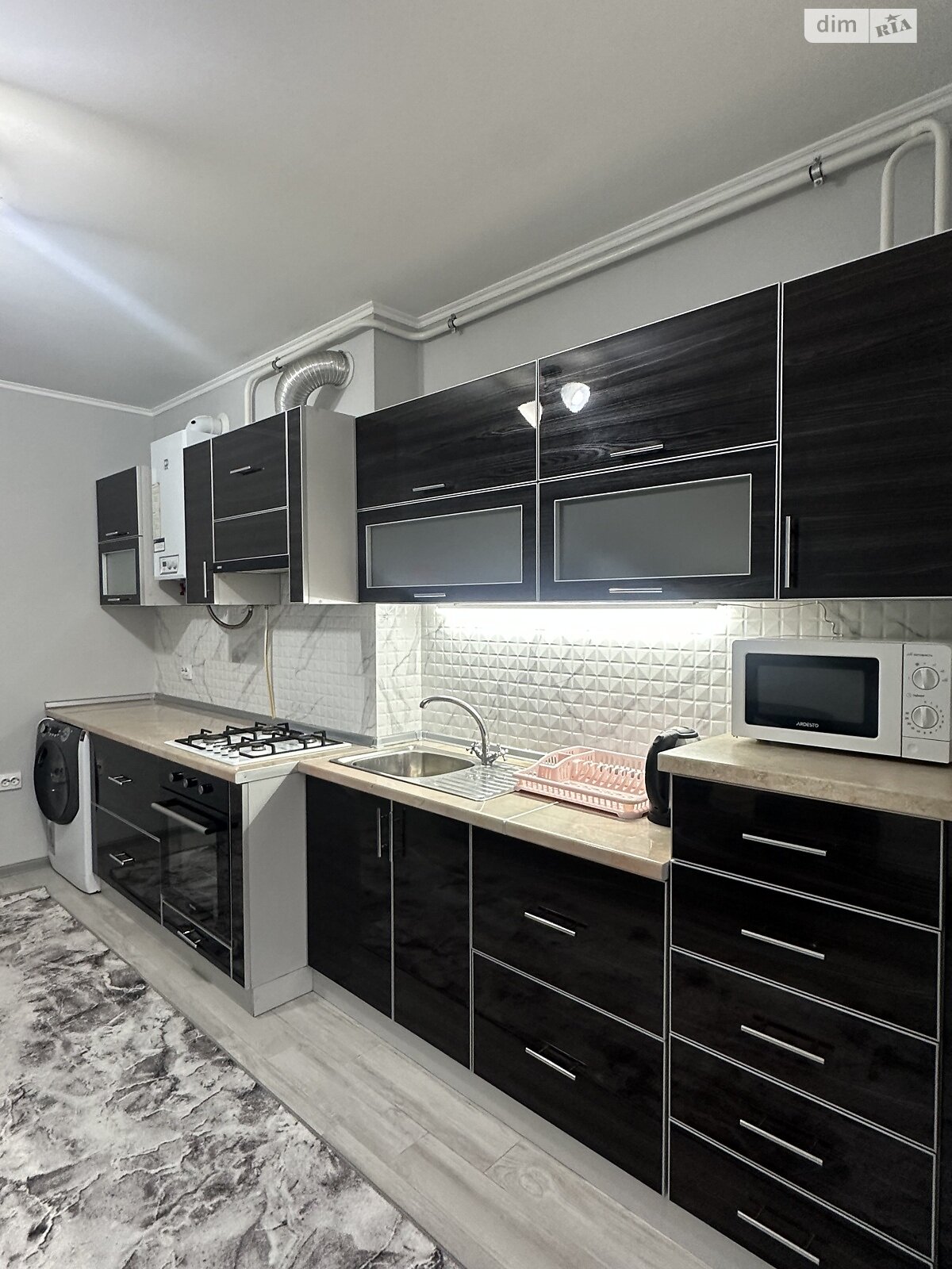 однокомнатная квартира в Ровно, район Госпиталь, на ул. Гурия Бухала в аренду на долгий срок помесячно фото 1